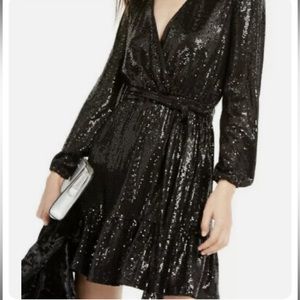 Michael by Michael Kors Mini Black faux wrap around. Excellent condition.